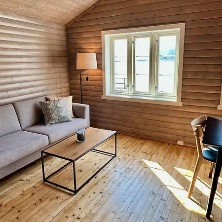 Chalet Eagle Bay - Waterfront Rorbu A *