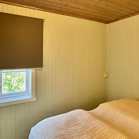 Eagle Bay - Waterfront Rorbu A Σαλέ