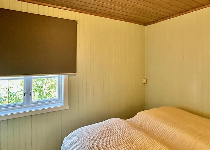 Eagle Bay - Waterfront Rorbu A Horská chata